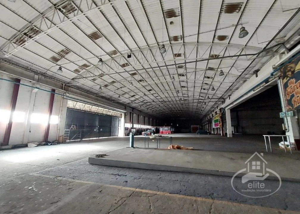 Armazém para Venda em Alto do Seixalinho, Santo André e Verderena Foto 9