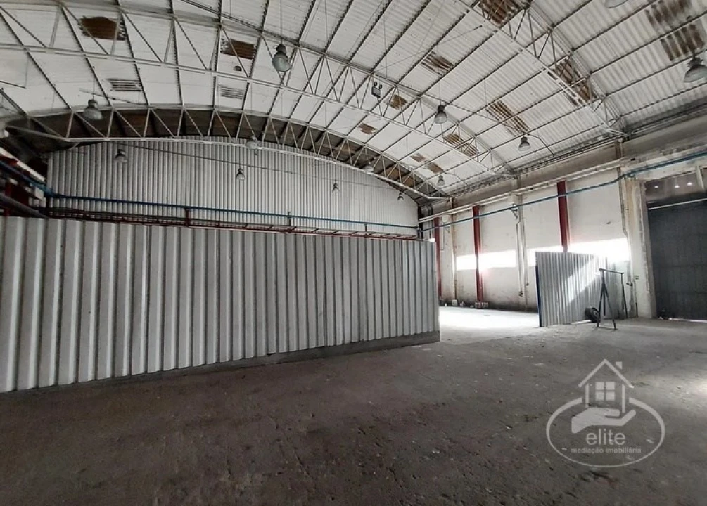 Armazém para Venda em Alto do Seixalinho, Santo André e Verderena Foto 10