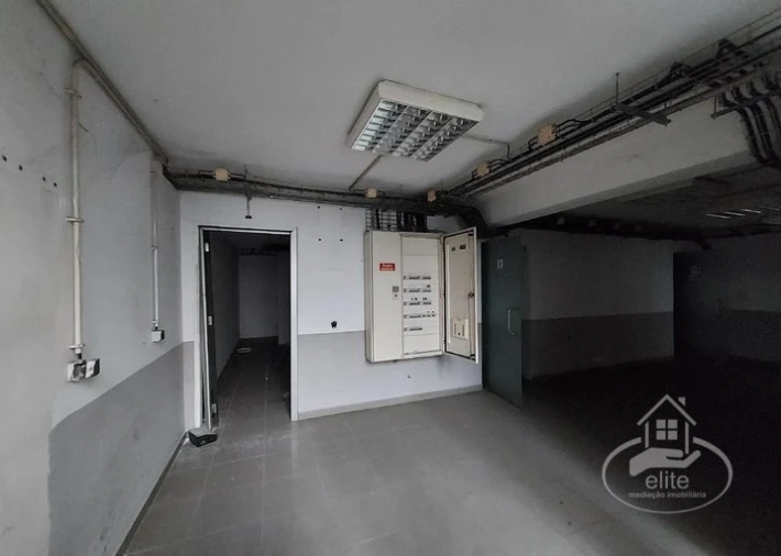 Armazém para Venda em Alto do Seixalinho, Santo André e Verderena Foto 11