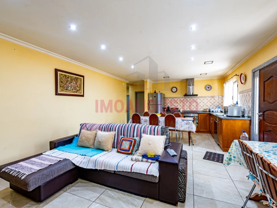 Moradia T6 para Venda em Marmeleiro Foto 10