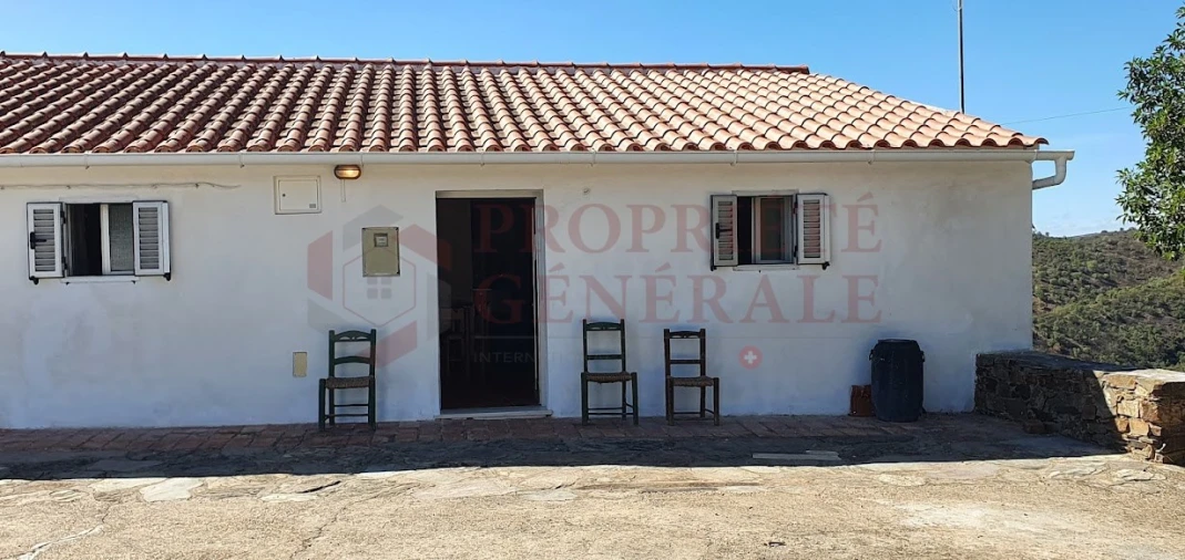 Quinta T2 para Venda em São Barnabe Foto 3