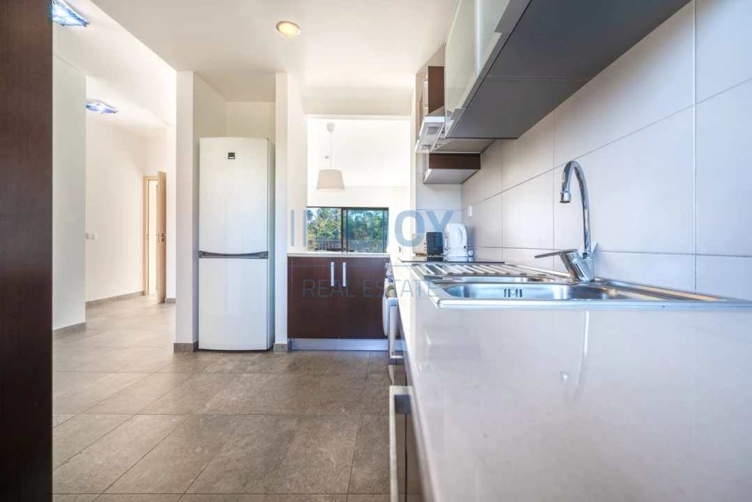Apartamento T2 para Venda em Mexilhoeira Grande Foto 12