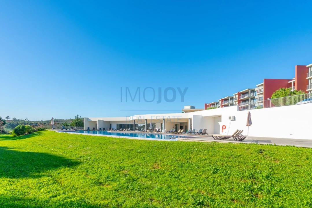 Apartamento T2 para Venda em Mexilhoeira Grande Foto 39
