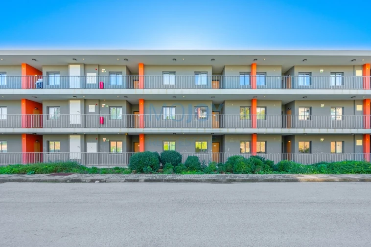 Apartamento T2 para Venda em Mexilhoeira Grande Foto 53