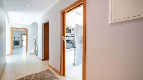 Moradia T4 para Venda em Quarteira