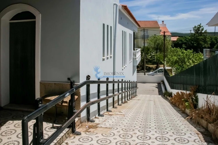 Moradia T3 para Venda em São Bartolomeu de Messines Foto 4
