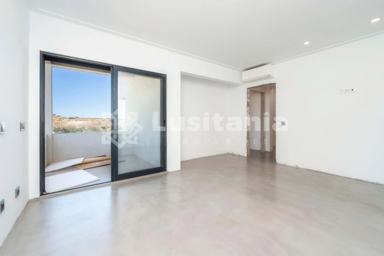 Moradia T5 para Venda em Quarteira Foto 24