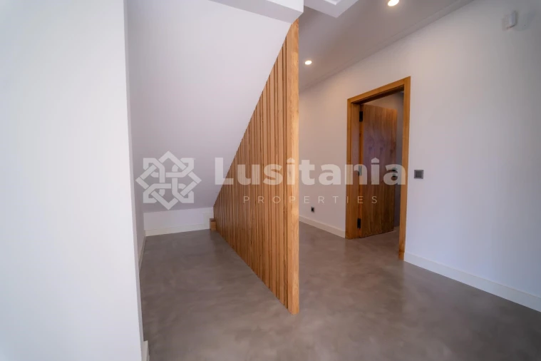 Moradia T5 para Venda em Quarteira Foto 37