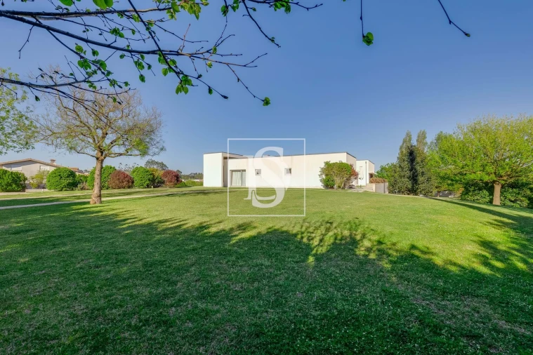 Moradia T5 para Venda em Póvoa de Varzim, Beiriz e Argivai Foto 2