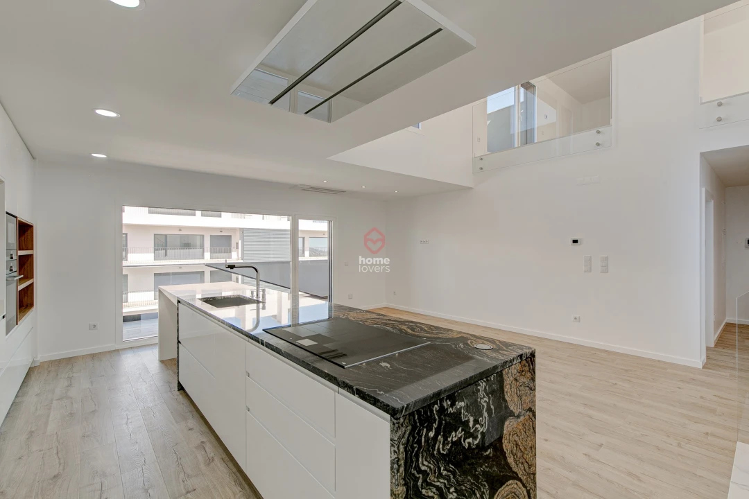 Apartamento T4 para Venda em Montijo e Afonsoeiro Foto 17