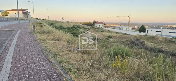 Terreno para Venda em Guarda