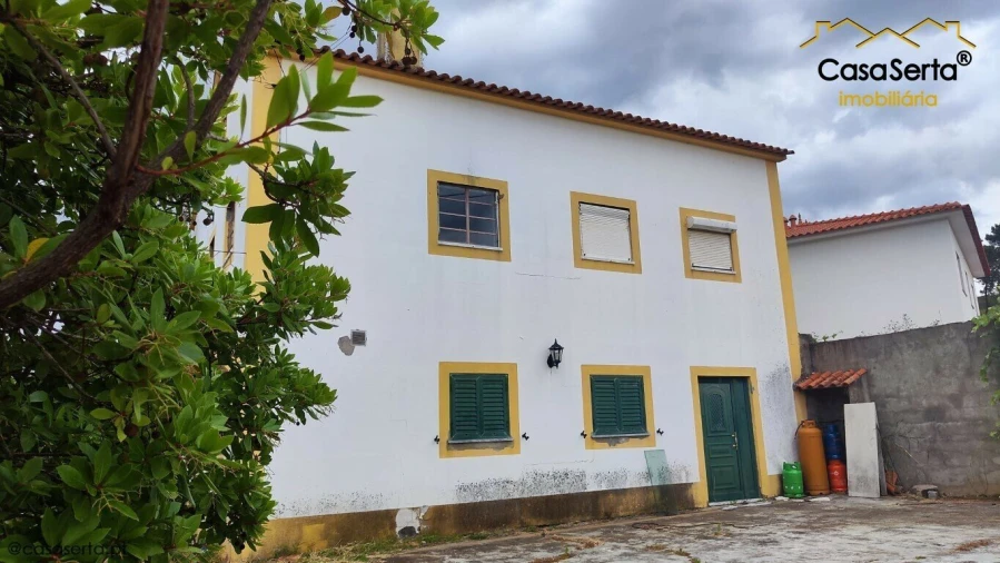 Moradia T4 para Venda em Varzea dos Cavaleiros Foto 2