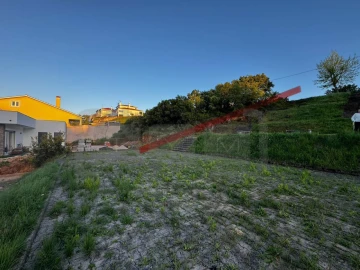 Terreno para Venda em São João Baptista e Santa Maria dos Olivais