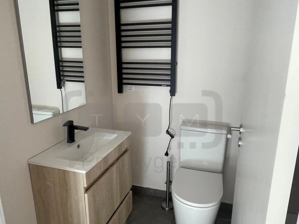 Moradia T2 para Venda em Além da Ribeira e Pedreira Foto 5