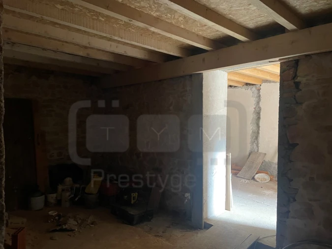 Moradia T2 para Venda em Além da Ribeira e Pedreira Foto 17