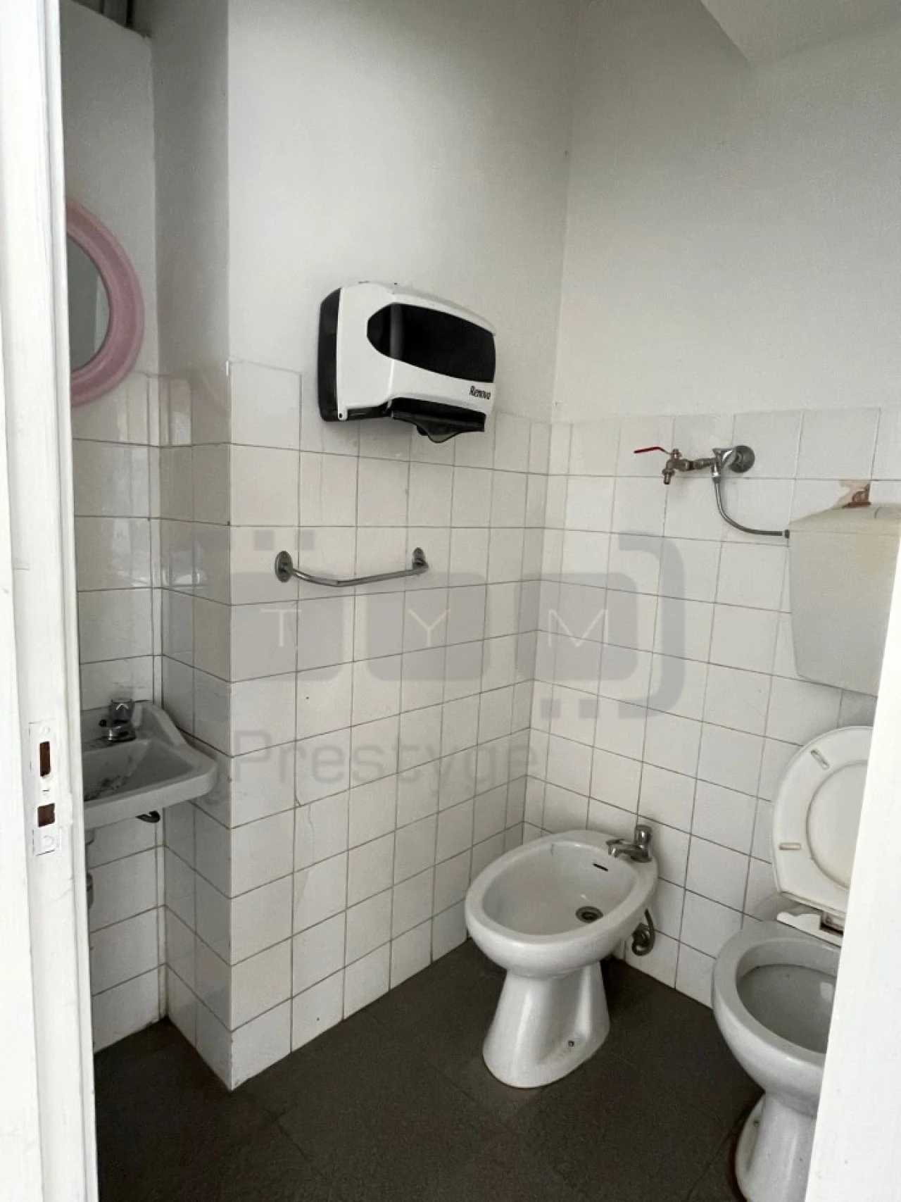 Loja para Arrendamento em São João Baptista e Santa Maria dos Olivais Foto 6