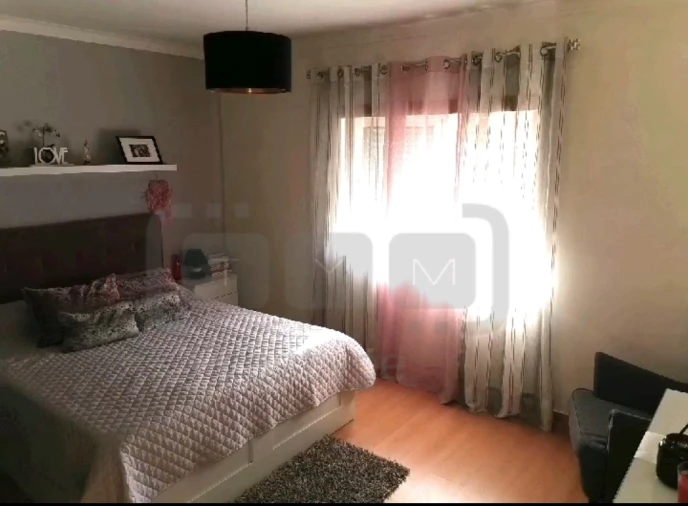 Moradia T3 para Venda em Casais e Alviobeira Foto 13