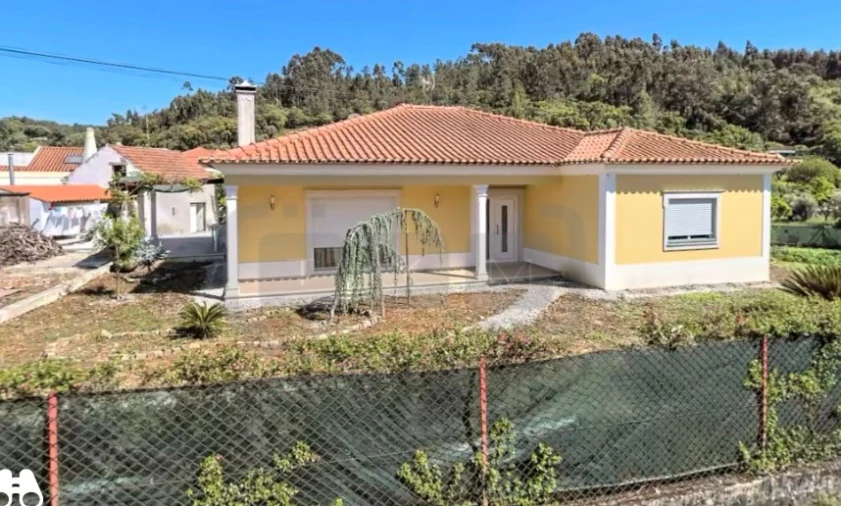 Moradia T3 para Venda em Casais e Alviobeira Foto 19