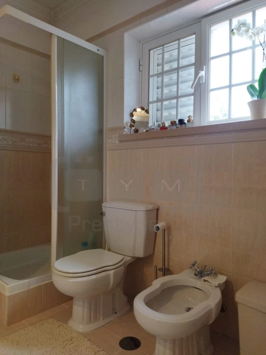 Moradia T5 para Venda em Casais e Alviobeira Foto 21