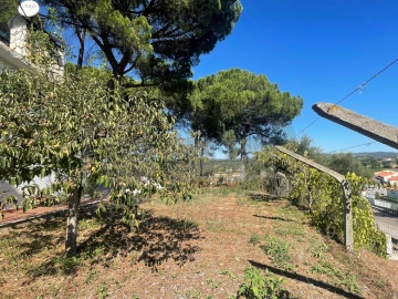 Moradia T4 para Venda em Madalena e Beselga