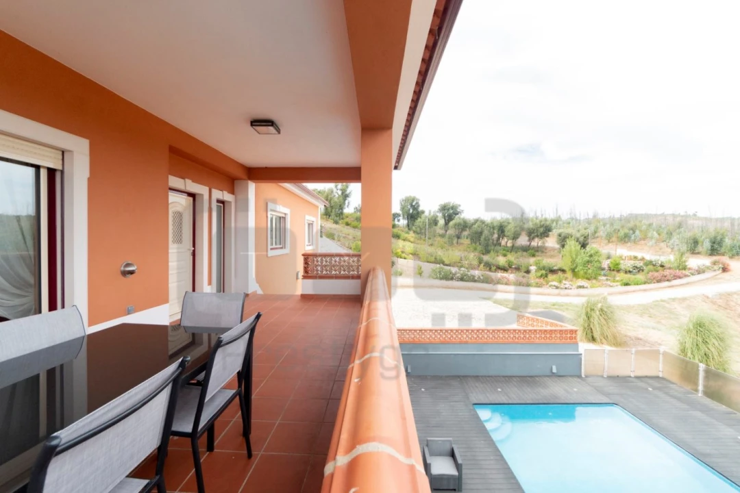 Moradia T4 para Venda em Serra e Junceira Foto 19