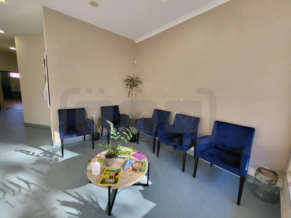 Loja para Venda em São João Baptista e Santa Maria dos Olivais Foto 3