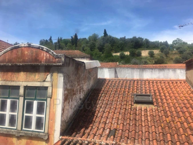 Prédio para Venda em São João Baptista e Santa Maria dos Olivais Foto 1