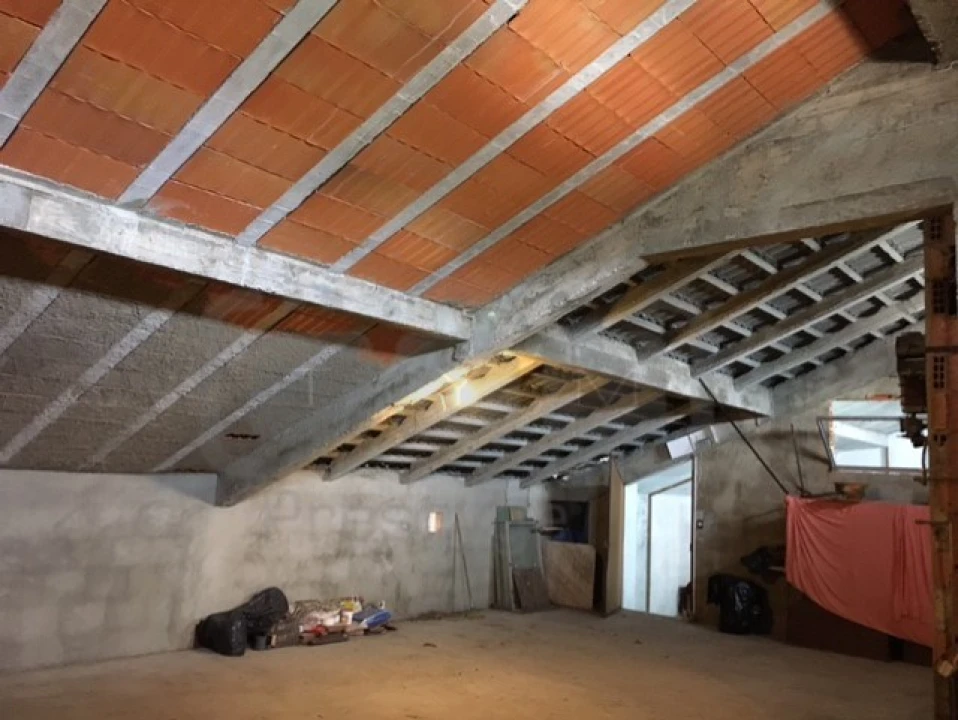 Negócio para Venda em Carregueiros Foto 19