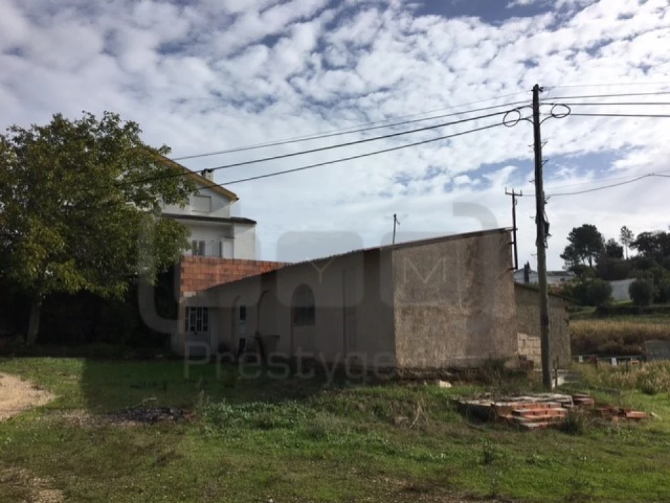 Negócio para Venda em Carregueiros Foto 22