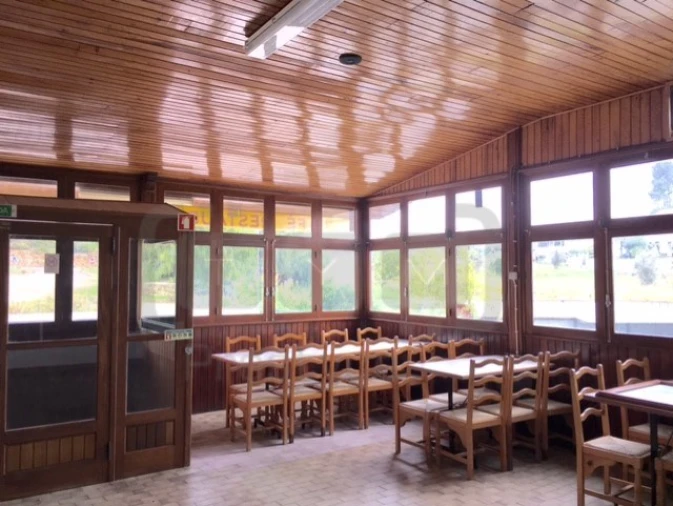 Negócio para Venda em Carregueiros Foto 1