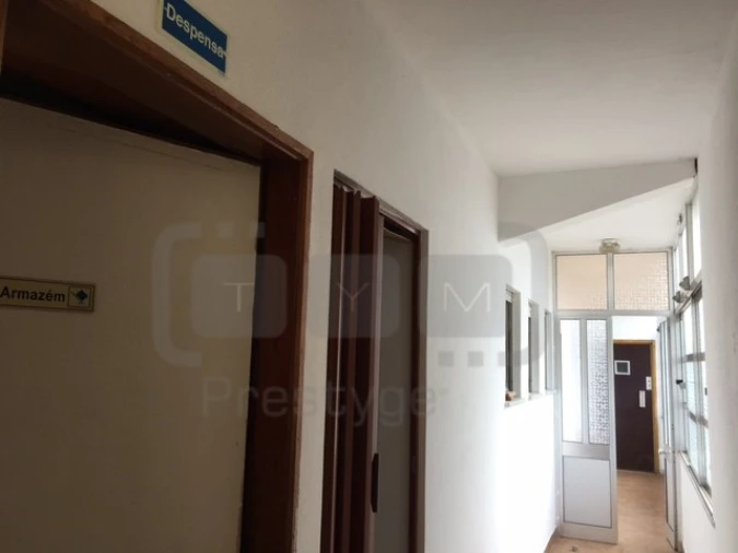 Negócio para Venda em Carregueiros Foto 10