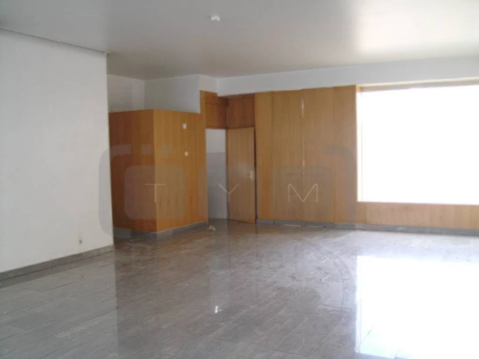 Loja para Venda em São João Baptista e Santa Maria dos Olivais Foto 2