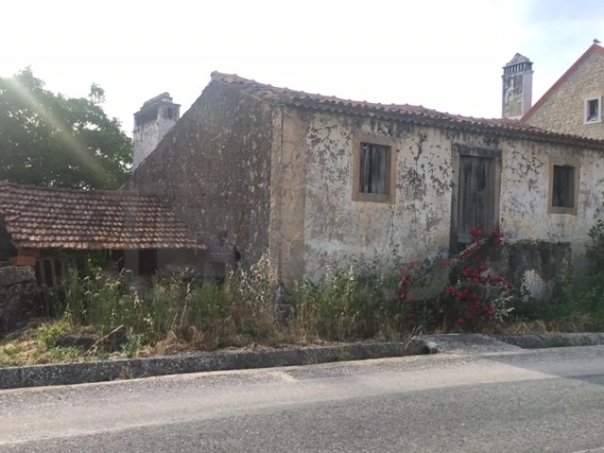 Moradia para Venda em Areias e Pias Foto 3