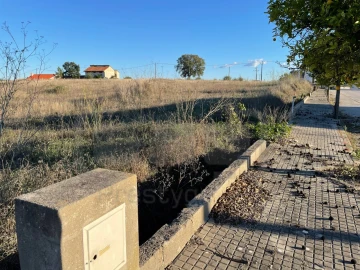 Terreno para Venda em São João Baptista e Santa Maria dos Olivais