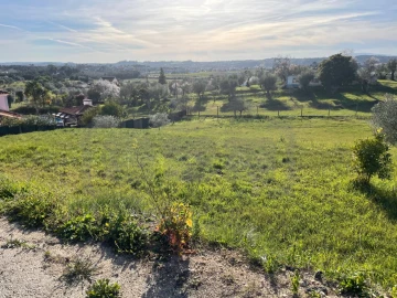 Terreno para Venda em São João Baptista e Santa Maria dos Olivais