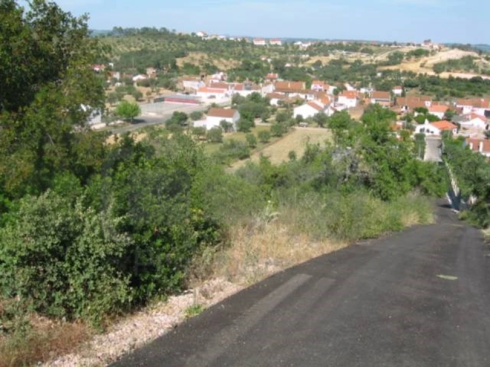 Terreno para Venda em Carregueiros Foto 1