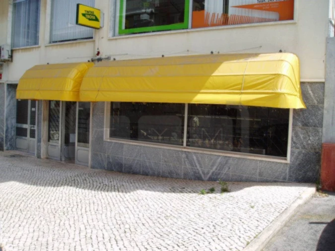 Loja para Venda em São João Baptista e Santa Maria dos Olivais Foto 2