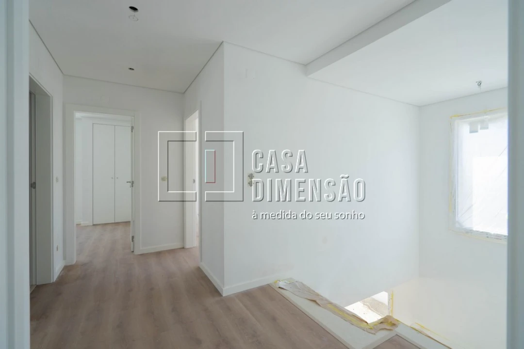 Moradia T3 para Venda em Laranjeiro e Feijó Foto 17
