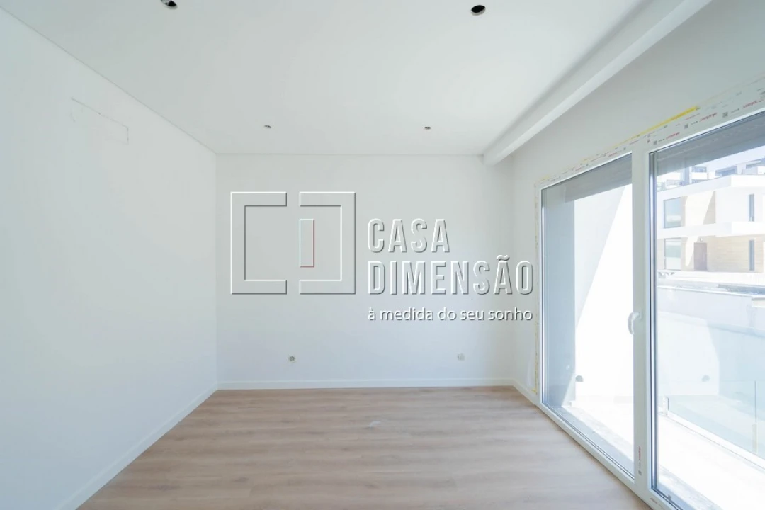 Moradia T3 para Venda em Laranjeiro e Feijó Foto 34