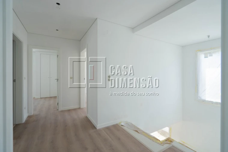 Moradia T3 para Venda em Laranjeiro e Feijó Foto 17