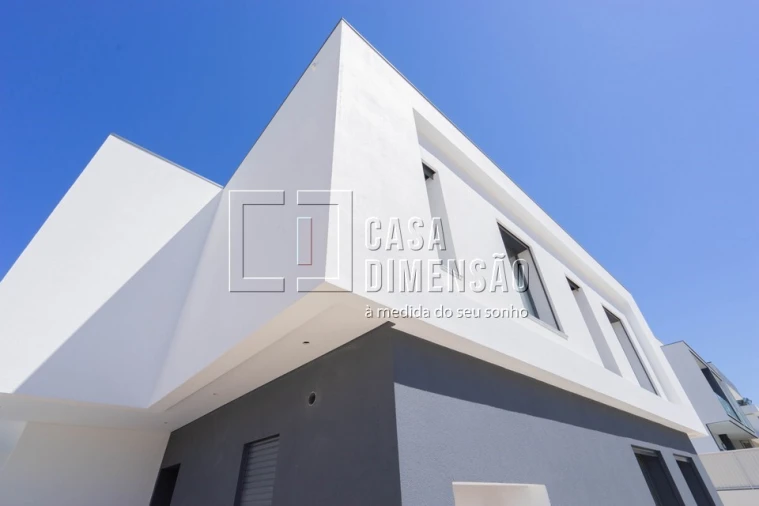 Moradia T3 para Venda em Laranjeiro e Feijó Foto 48