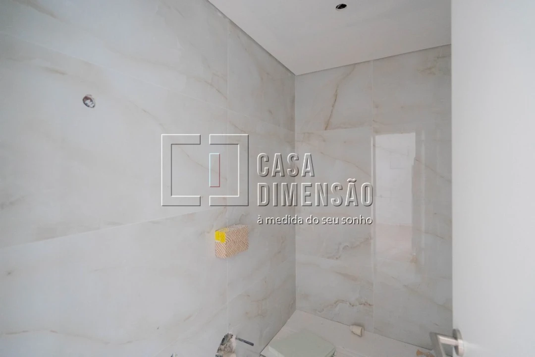 Moradia T4 para Venda em Laranjeiro e Feijó Foto 18