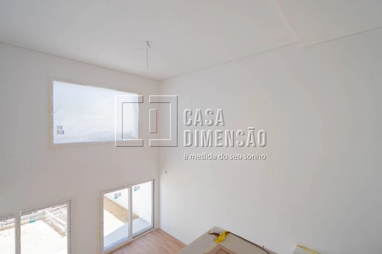 Moradia T4 para Venda em Laranjeiro e Feijó Foto 24