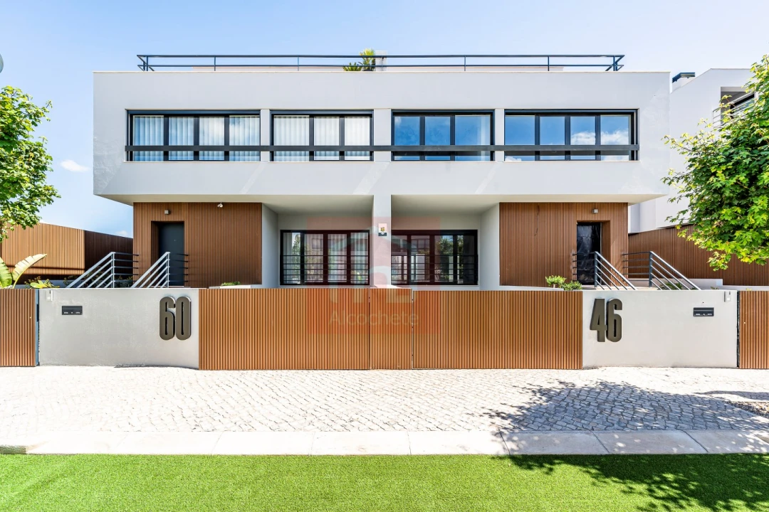 Moradia T4 para Venda em Alcochete Foto 9