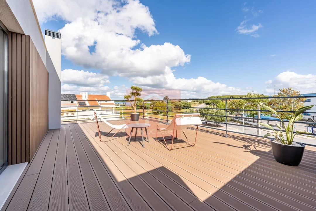 Moradia T4 para Venda em Alcochete Foto 8