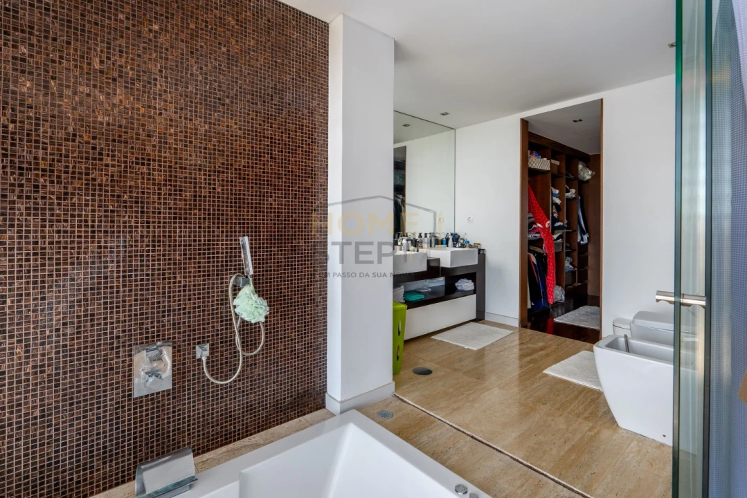 Moradia T5 para Venda em Canidelo Foto 37