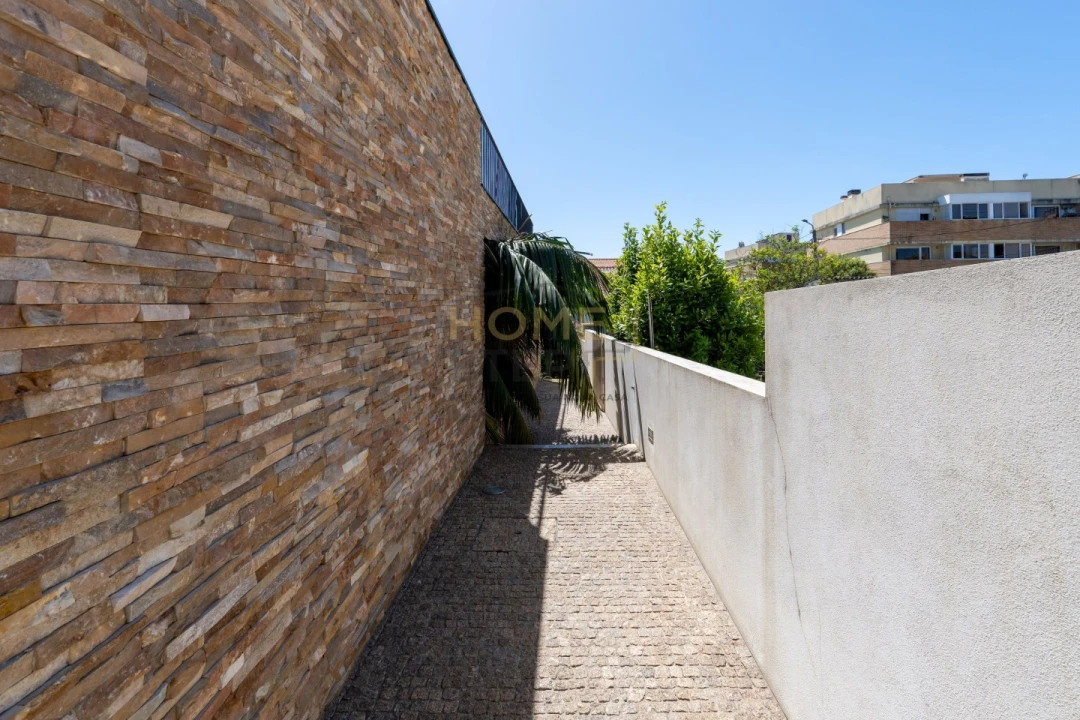 Moradia T5 para Venda em Canidelo Foto 49