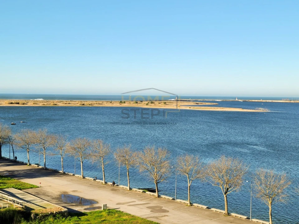 Apartamento T3 para Venda em Canidelo Foto 10