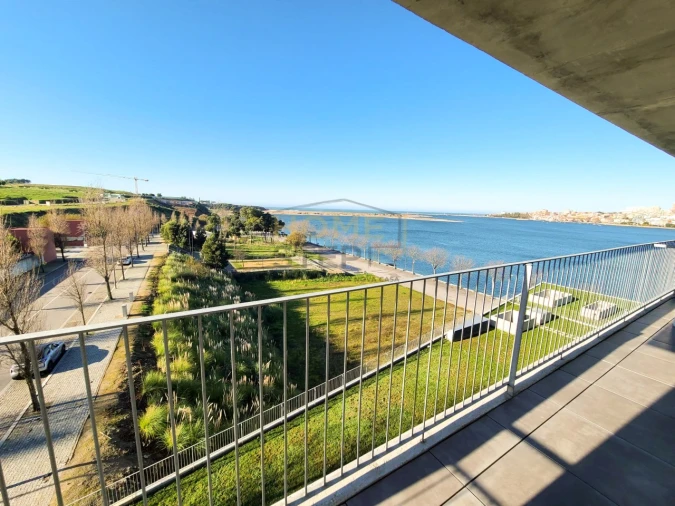 Apartamento T3 para Venda em Canidelo Foto 8