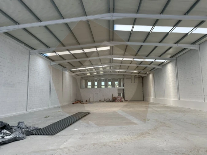 Armazém para Venda em Fradelos Foto 5